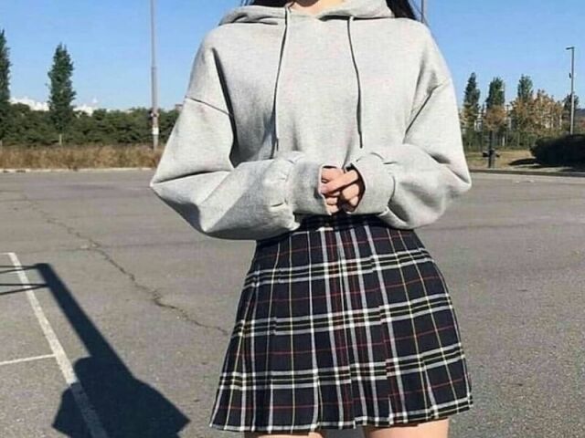 ⇡