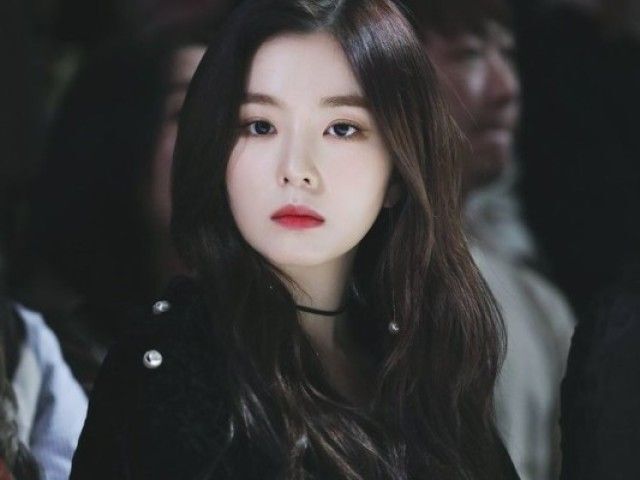 Irene (red velvet)