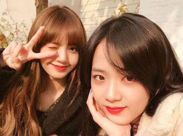 Jisoo e Lisa