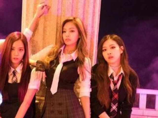 Jisoo, Rosé e Jennie