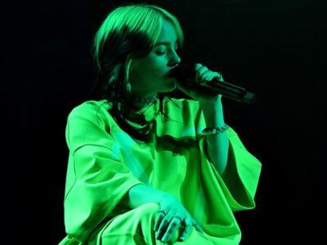 α¦