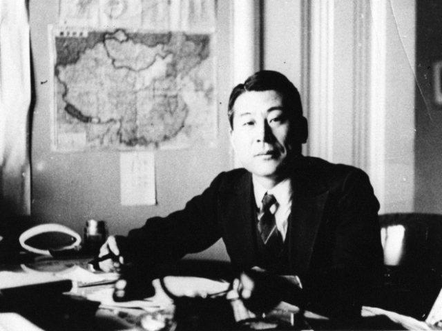 A) Chiune Sugihara;