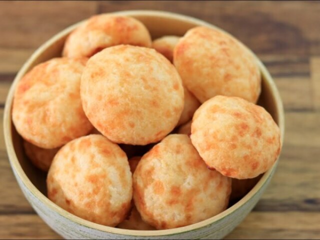 pao de queijo