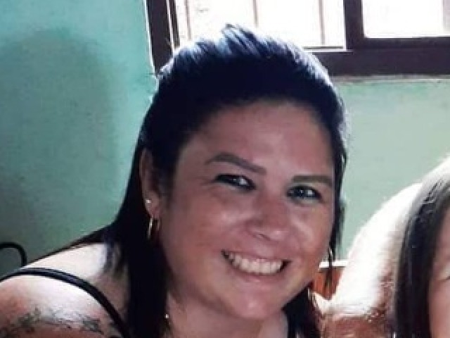 30
Casada
Dona de casa