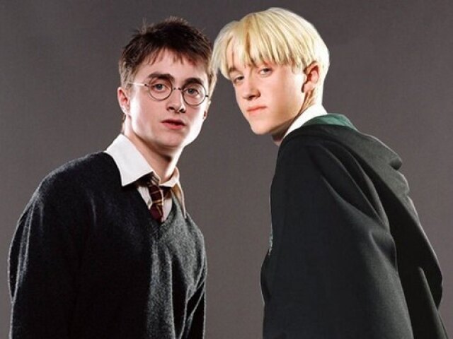 Essa profecia podia referir-se tanto a Harry Potter como a Draco Malfoy.