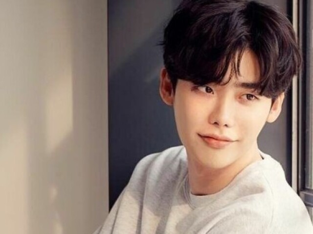 Lee Jong-suk