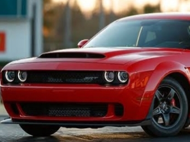 Dodge chalenger SRT