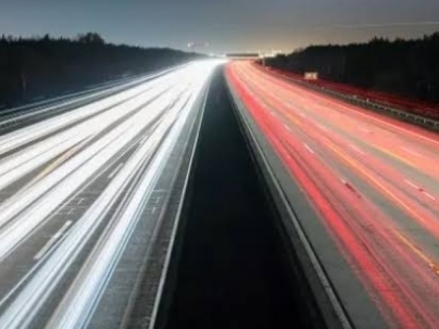 Rodovia sem limites de velocidade