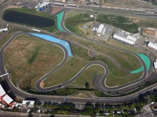 No autódromo