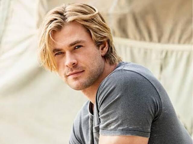 chris hemsworth