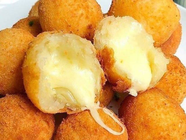 Bolinho de queijo