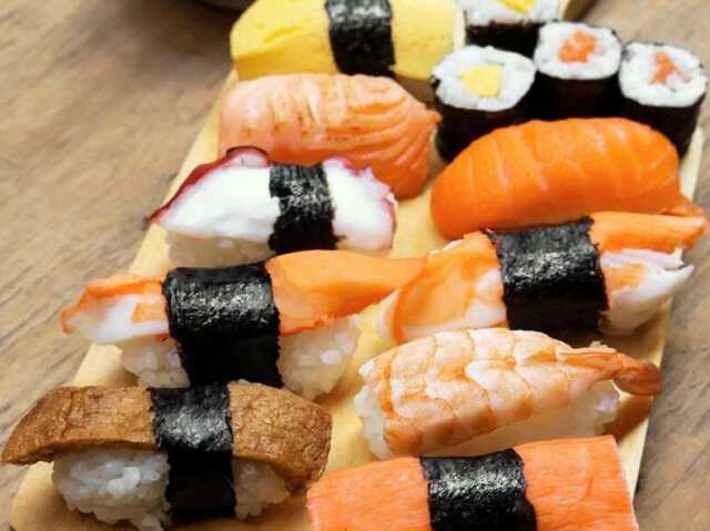 Sushi/Comida Japonesa