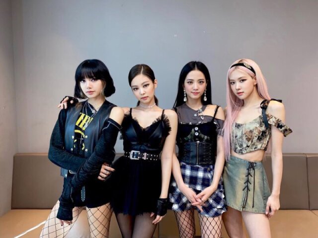 Vou lhe ajudar de como você pode saber mais sobre qual é a integrante do BLACKPINK!