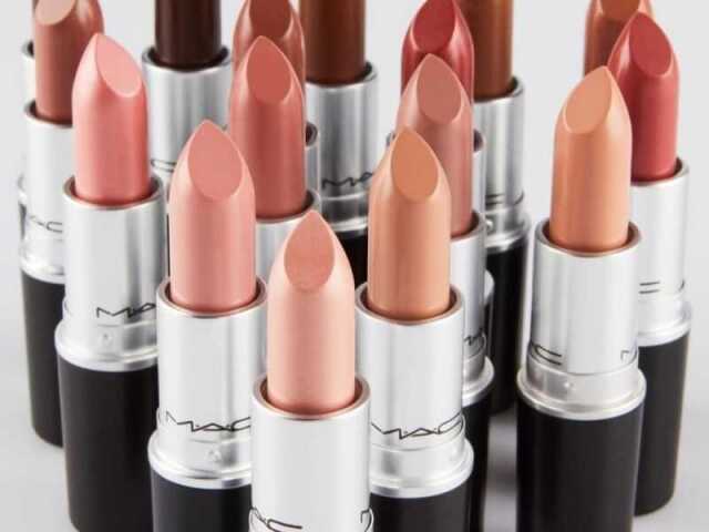 Descubra a cor de batom MAC perfeita para sua mãe!
