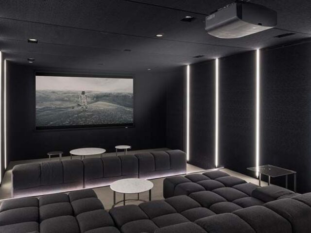 Primeira opção de sala de cinema!