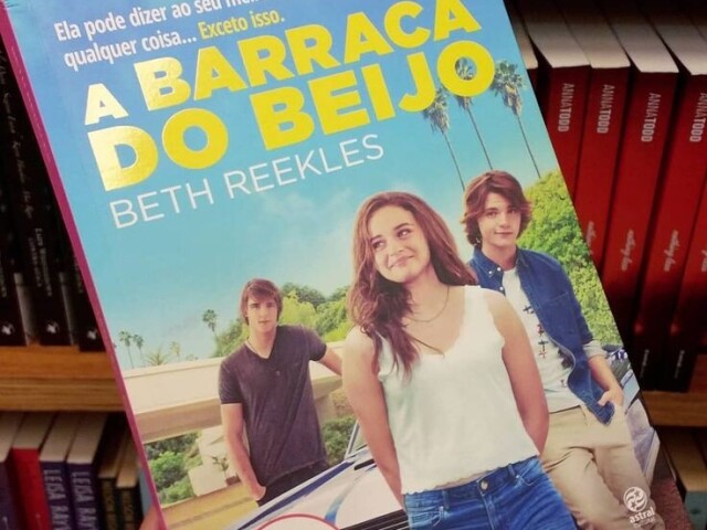A barraca do beijo
Ou 1 ou 2