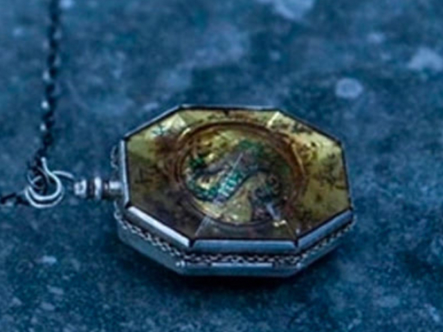 Medalhão de Salazar Slytherin