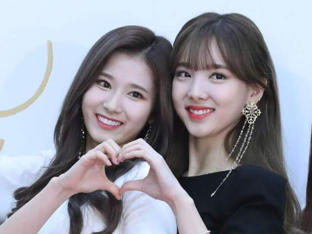 Sanyeon (Sana e Nayeon/Twice)