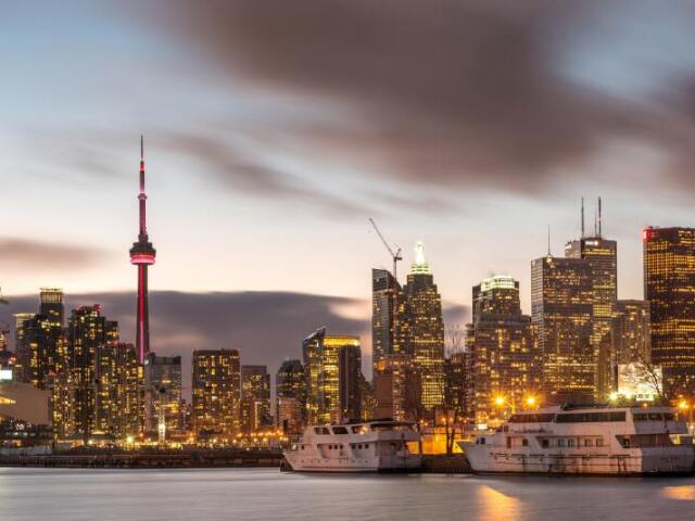 6. Toronto - Canadá