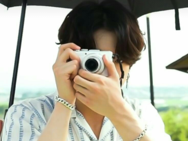 Que tal ver esses MV's novamente...?