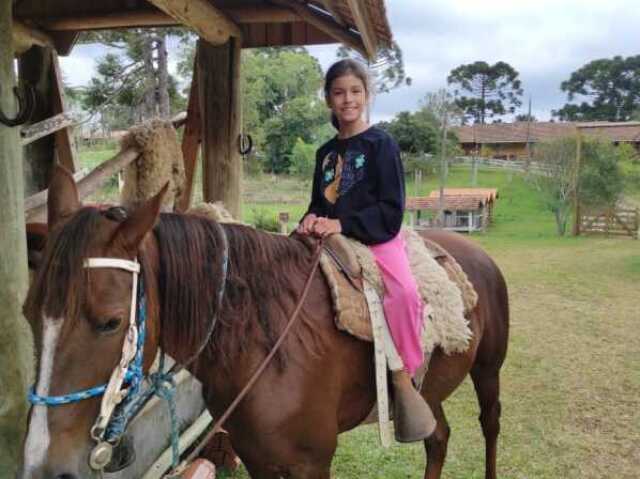 Andar a cavalo sozinha