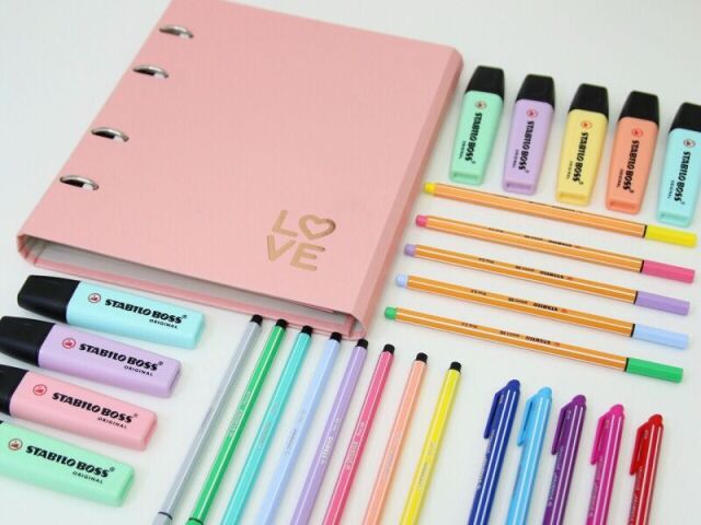 Material pastel