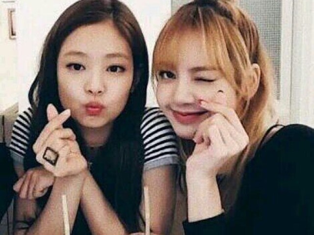 Jenlisa (Jennie e Lisa)