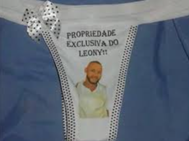 Calcinha do Leony