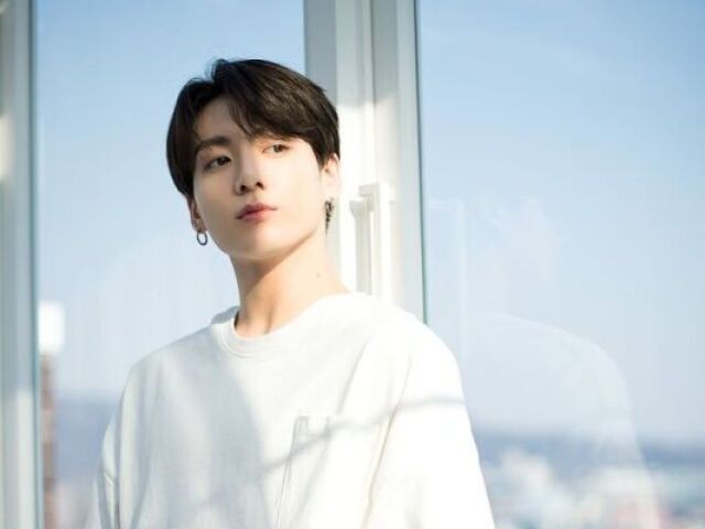 Tente adivinhar o MV por uma cena do JungKook! (BTS)