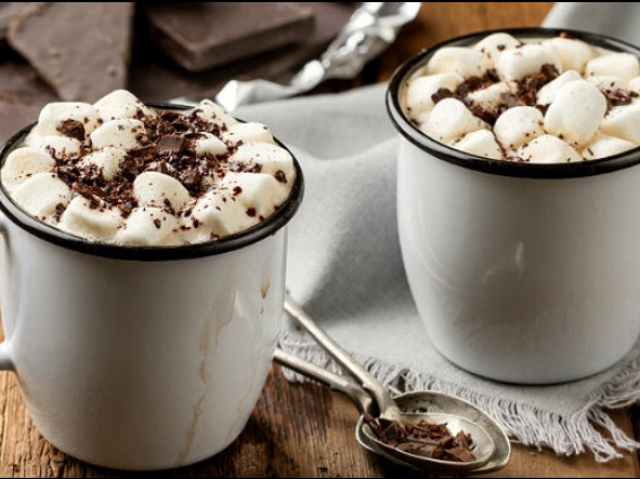 Chocolate quente com marshmallow