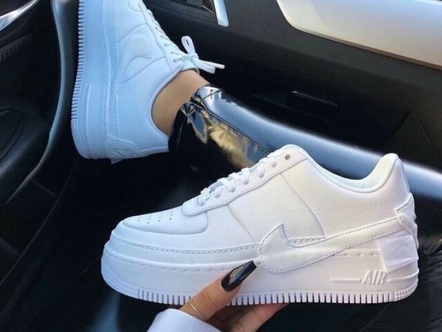 nike branco ✨