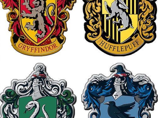 Monte sua vida em Hogwarts e descubra quem dos meninos seria seu namorado