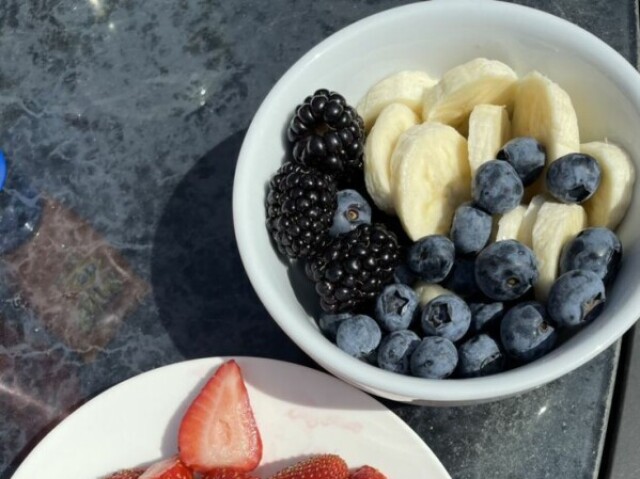 Banana,amora e a fruta azul