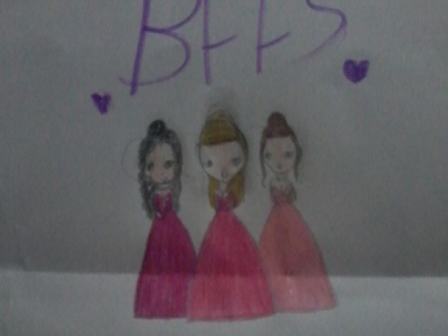 Ps:eu desenhei falem se gostaram
Outro Ps : são eu e minhas BFFs