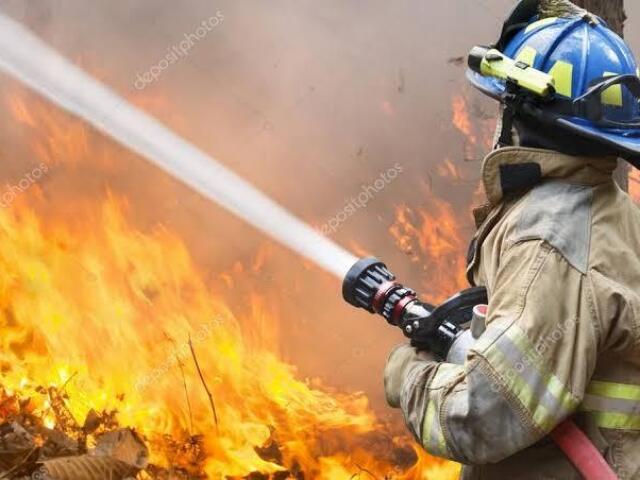 👩🚒