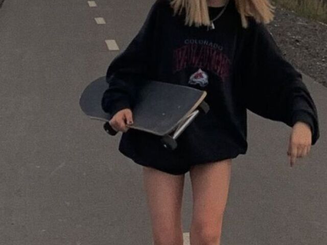 skate girl