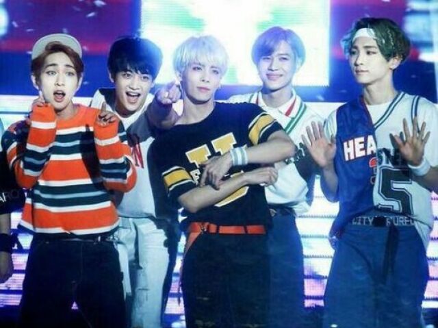 SHINee