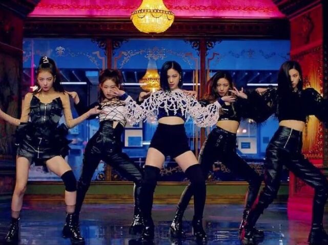 Wannabe- ITZY