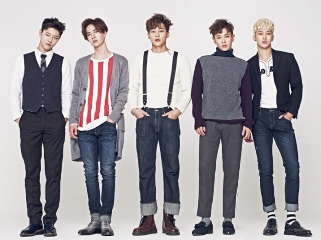 UNIQ