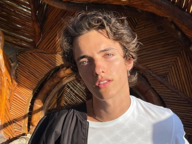 đźO quanto vocĂȘ conhece Noah Urrea?đź