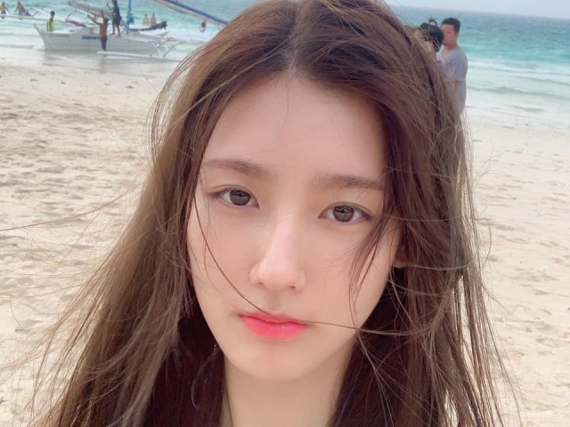 Miyeon ( (G)I-DLE)