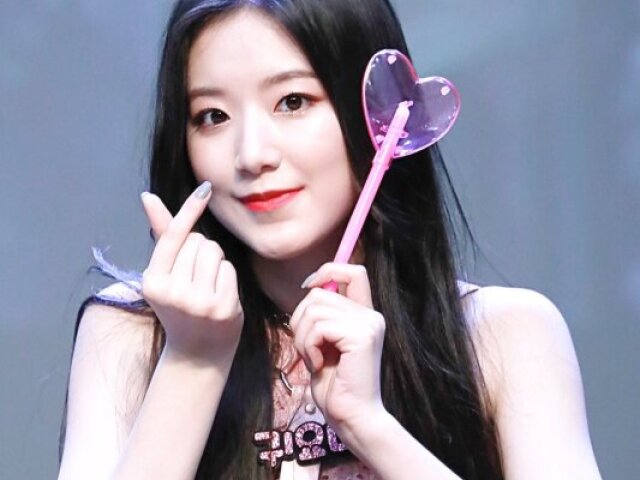 Shuhua ( (G)I-DLE)