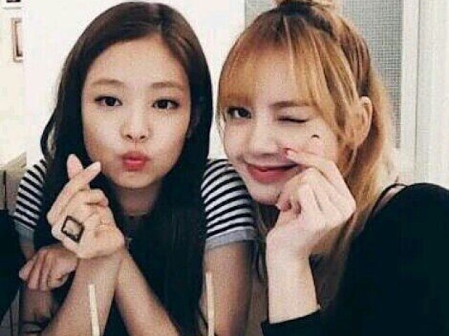 Jenlisa (Jennie e Lisa)