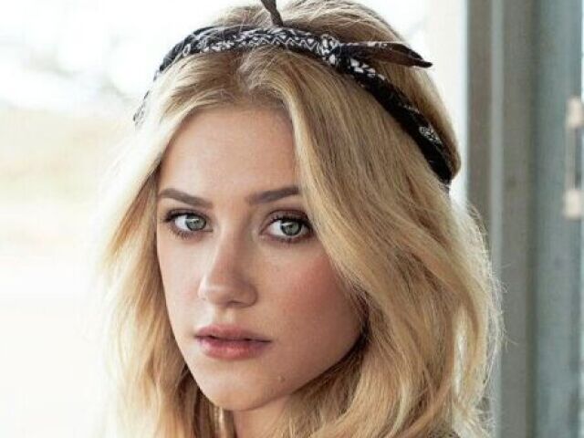 Lili Reinhart