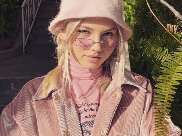 Soft girl