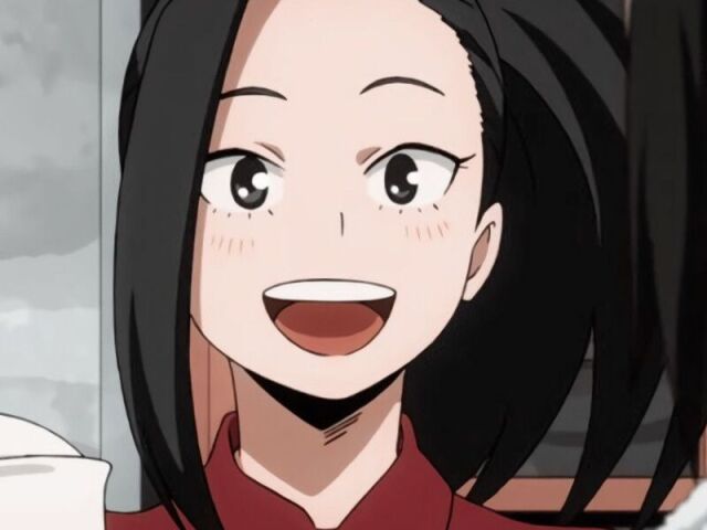 Momo yaoyorozu