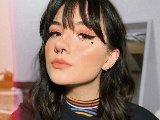 E-girl