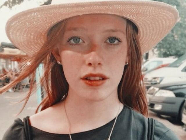 AMYBETH MCNULTY