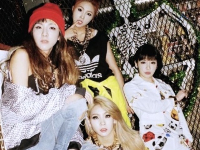 2NE1