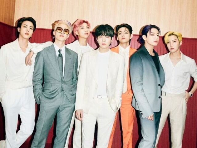 Quem é o membro de acordo com as características? (BTS)